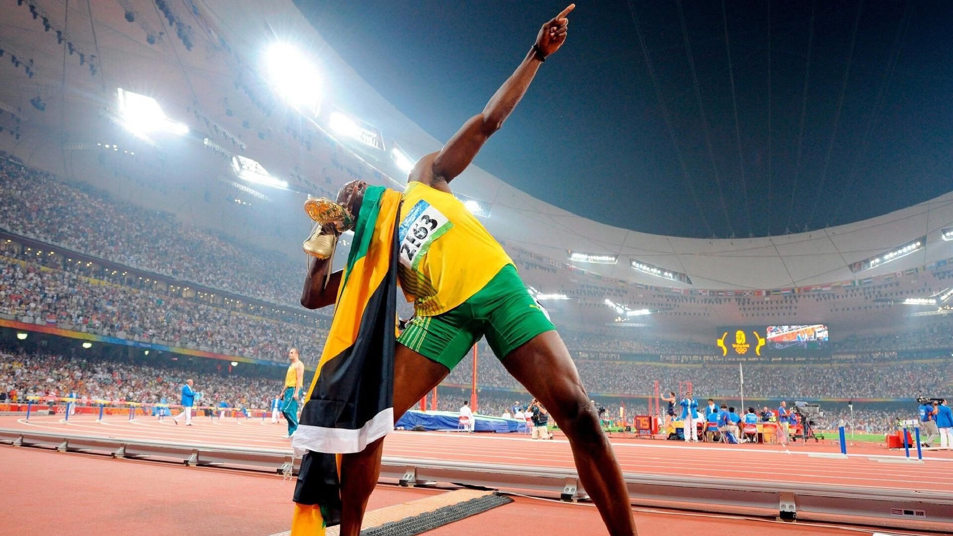 全国青少年拼搏长跑在南京见证青春蜕变，全国青少年短跑记录